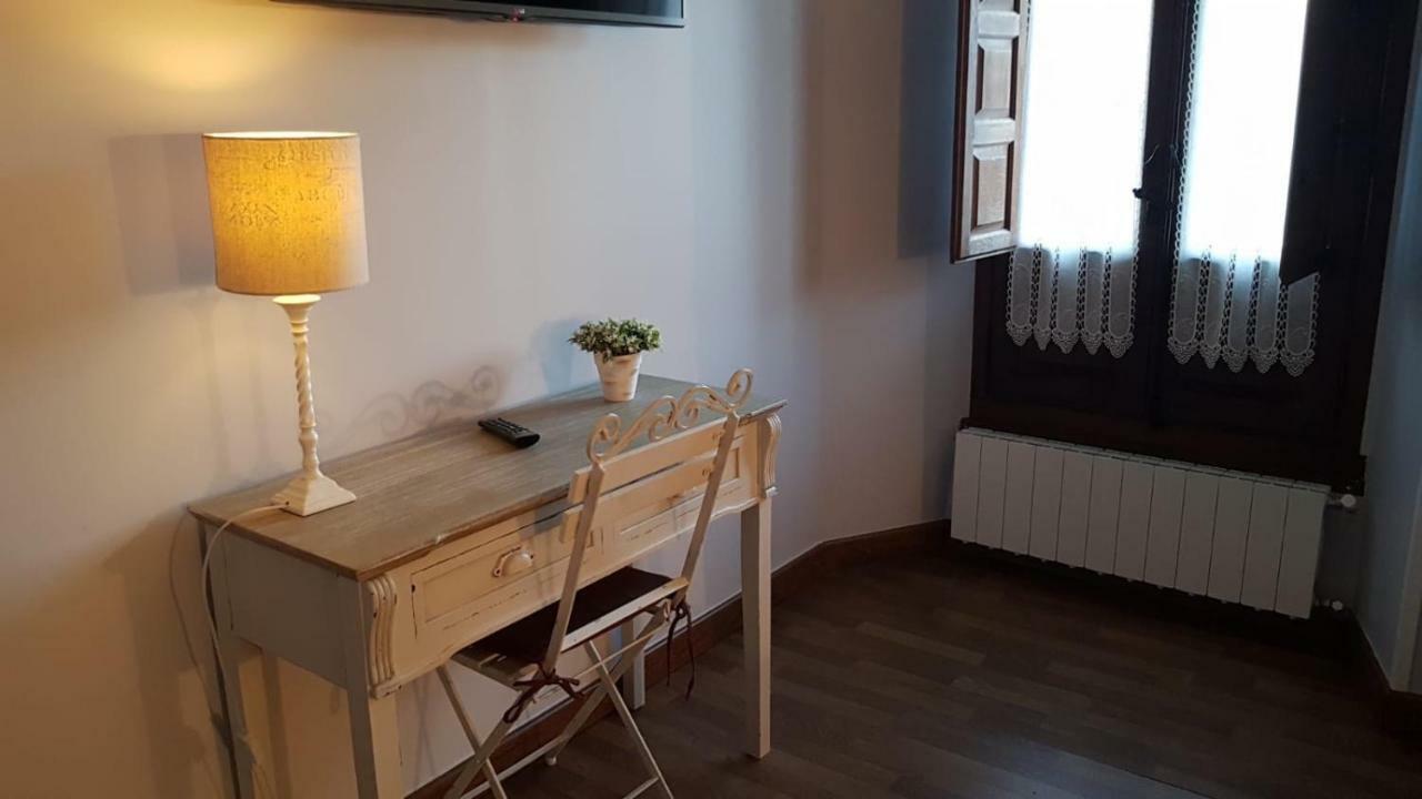 Hostal El Resbalon เซอร์เวรา เด ปิซูเอร์กา ภายนอก รูปภาพ