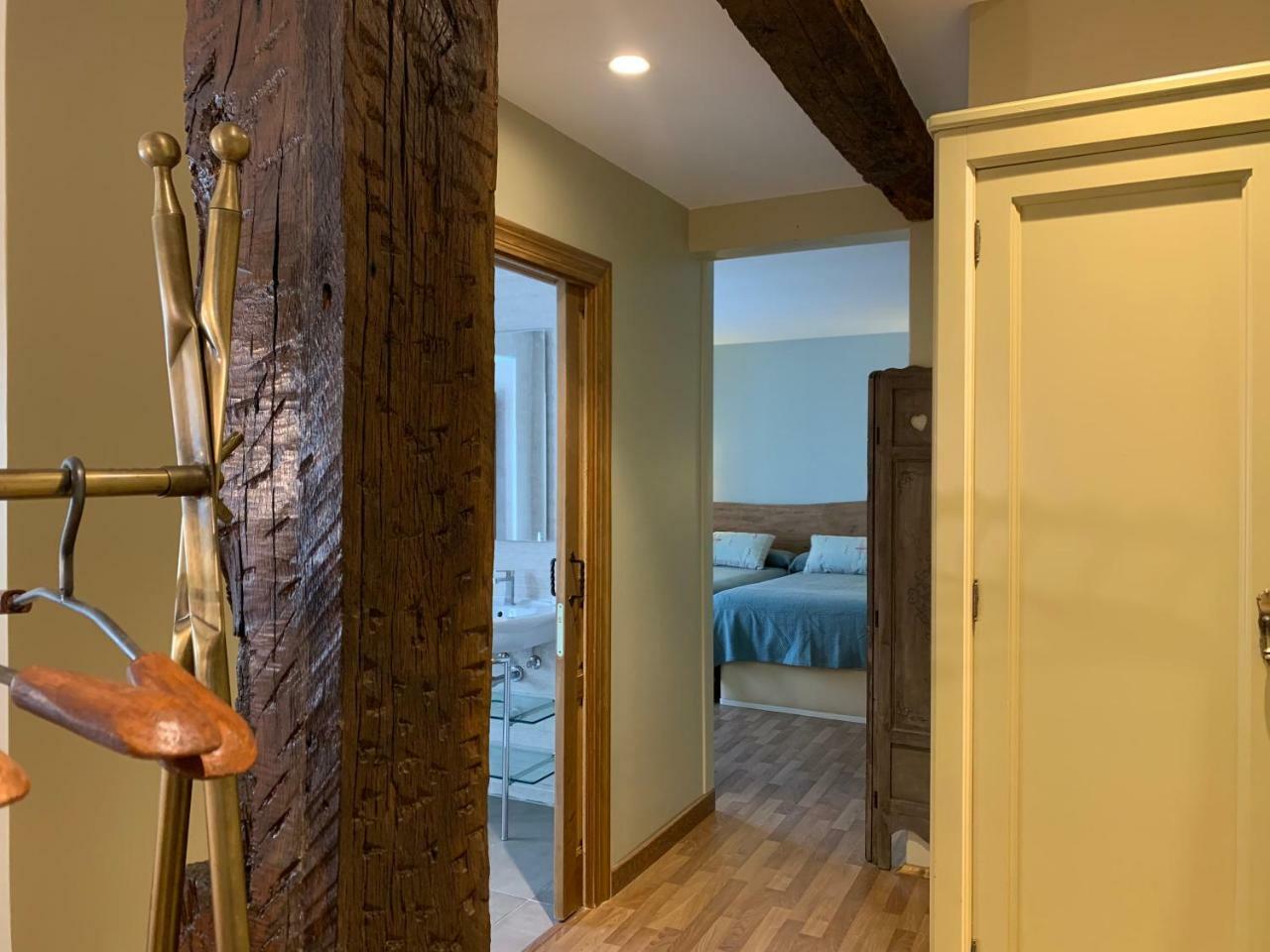 Hostal El Resbalon เซอร์เวรา เด ปิซูเอร์กา ภายนอก รูปภาพ